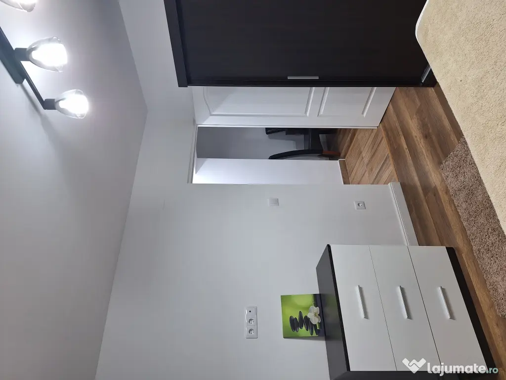 Apartament 3 camere, Aleea Trandafirilor, Târgoviște