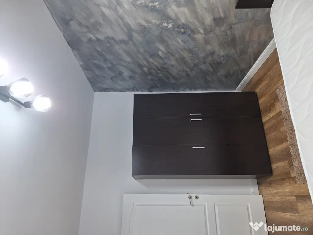 Apartament 3 camere, Aleea Trandafirilor, Târgoviște