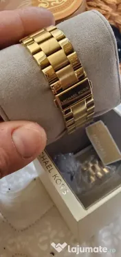 Ceas nou Michael kors nou in cutie 