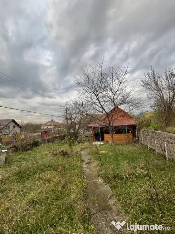 Casa de vânzare în Uroi. Schimb cu apartament în Simeria