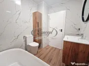 Apartament modern cu parcare, zona Vivo 