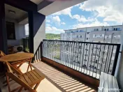 Apartament modern cu parcare, zona Vivo 