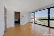 Casa individuala | 6 camere | Lot 300mp | Libertatii 22 | Tu
