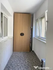 Apartament 3 camere adiacent Decebal, decomandat, 2 bai, loc