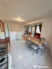 Vând Apartament Luminos, 2 Camere + Dressing, Zona Sanovil