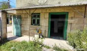 Casă tradițională renovabilă, cu 2077 mp teren, sat Viș 