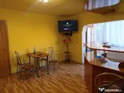 INCHIRIEZ APARTAMENT 3 CAMERE STR D. STOICA
