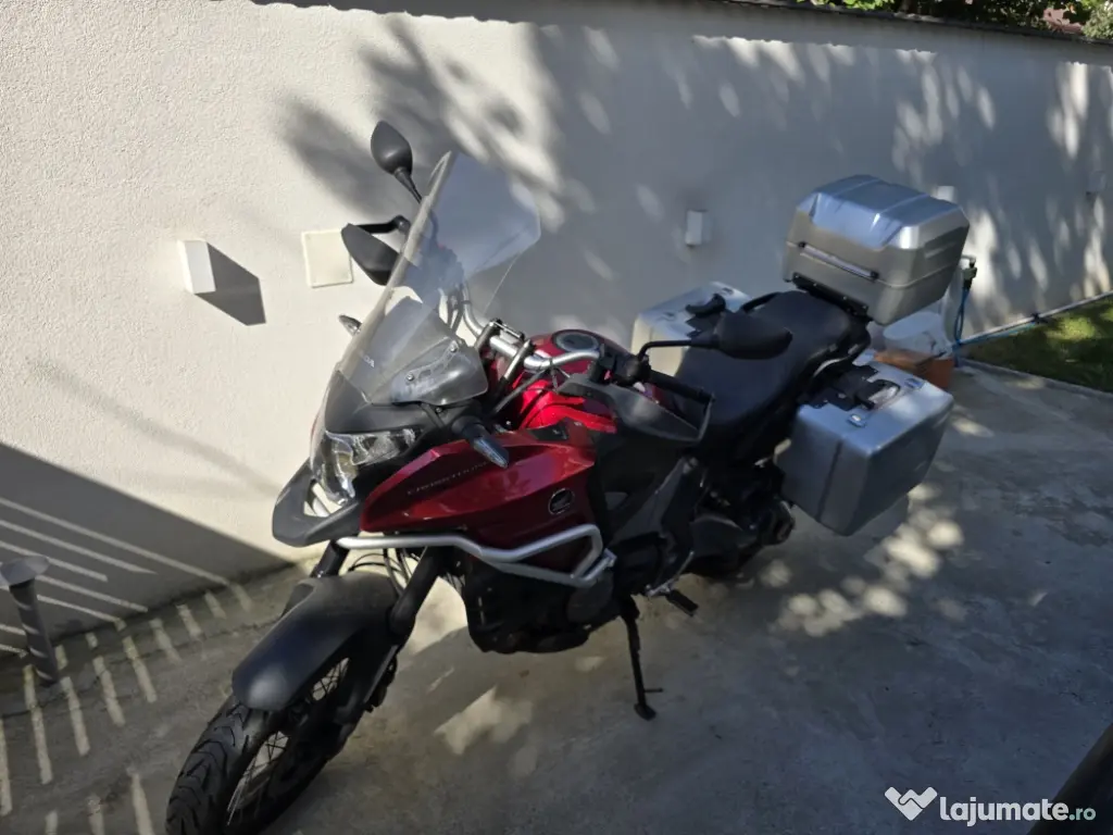 Motocicleta Honda VFR1200XD 2014
