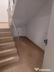 Spatiu medical - Sarari - 84 mp parter si demisol 