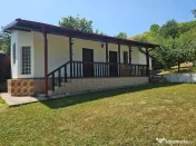 Casa si teren 1697 mp Stefanesti, 97000 EURO 
