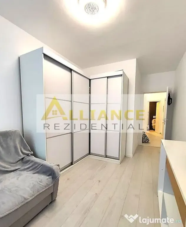 APARTAMENT 4 CAMERE DE VÂNZARE - CAVAR ODEI TOWER