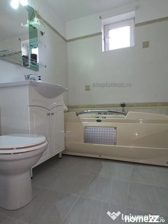 66 mp 3 camere Piata Sudului etaj 3/8 Sector 4 - Bucuresti (Bucuresti-Ilfov)