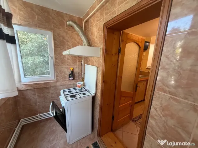 Apartament 3 camere,zona E3,etaj 3