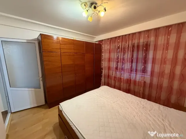 Apartament 3 camere,zona E3,etaj 3