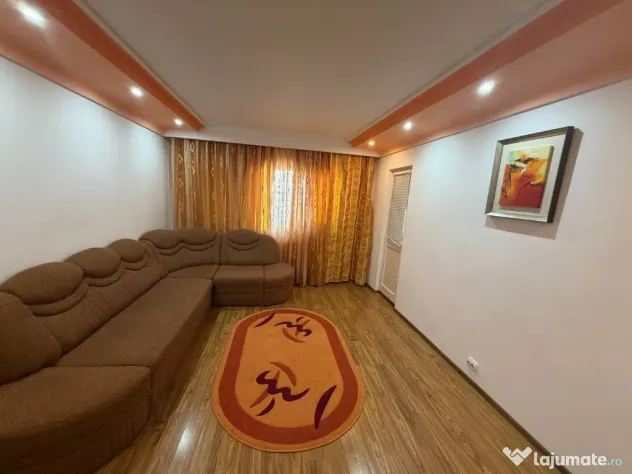 Apartament 3 camere,zona E3,etaj 3