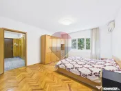 Apartament cu 3 camere spatios de inchiriat in zona 13 Se... 