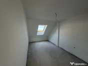 Apartament 3 camere, 71 mp, zona Cetății 