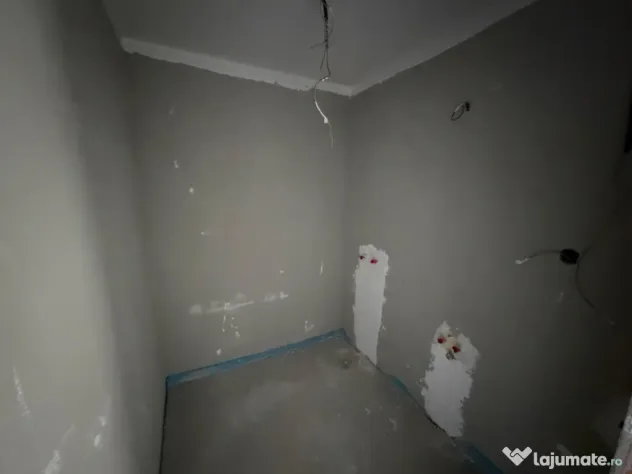 Apartament 3 camere, 71 mp, zona Cetății