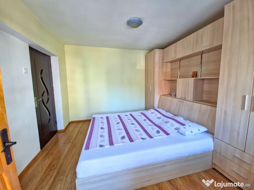 APARTAMENT 2 CAMERE, ETAJUL 1, LANGA LAHOVARI