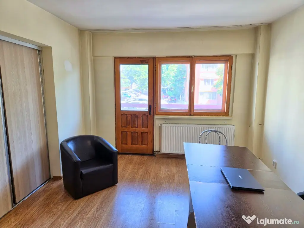 APARTAMENT 2 CAMERE, ETAJUL 1, LANGA LAHOVARI