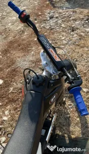 Motorul Cross KXD-607 125cc. 