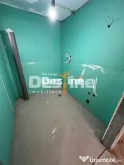 Pașcani - Casă la gri cu teren 450mp, încălzire în p...