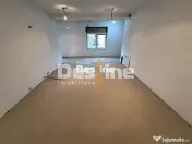Pașcani - Casă la gri cu teren 450mp, încălzire în p...