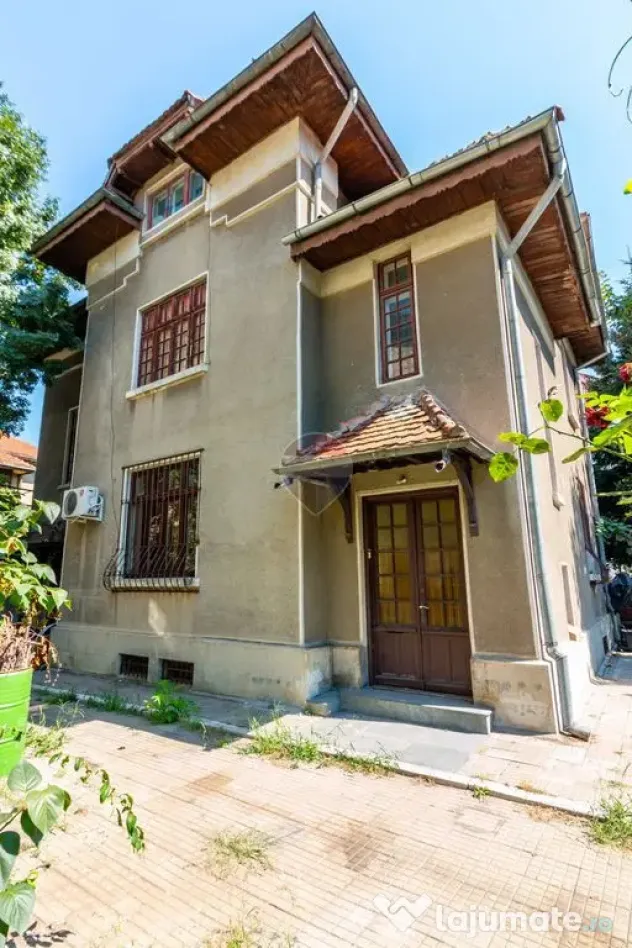 Casă / Vilă cu 7 camere de vanzare în zona Kiseleff, t...