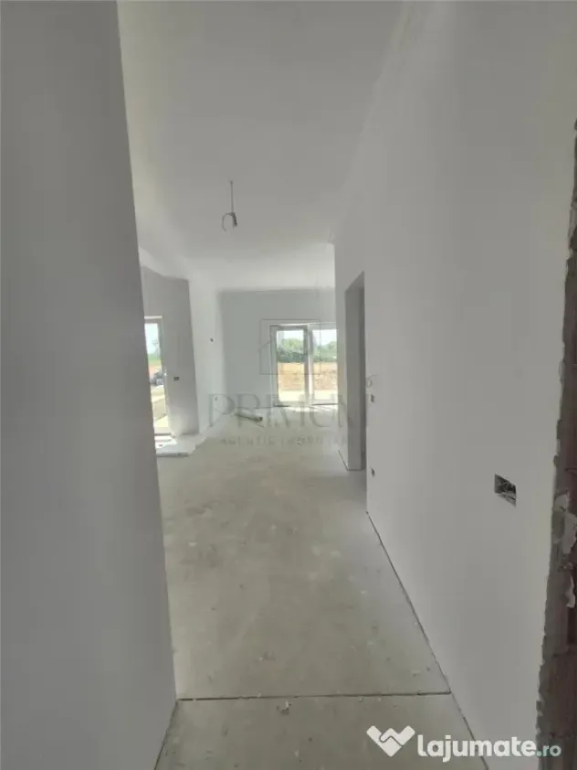 Duplex parter - 2 dormitoare - zona foarte buna