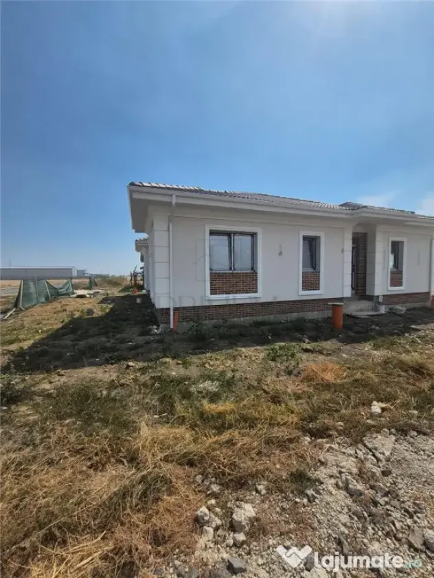 Duplex parter - 2 dormitoare - zona foarte buna