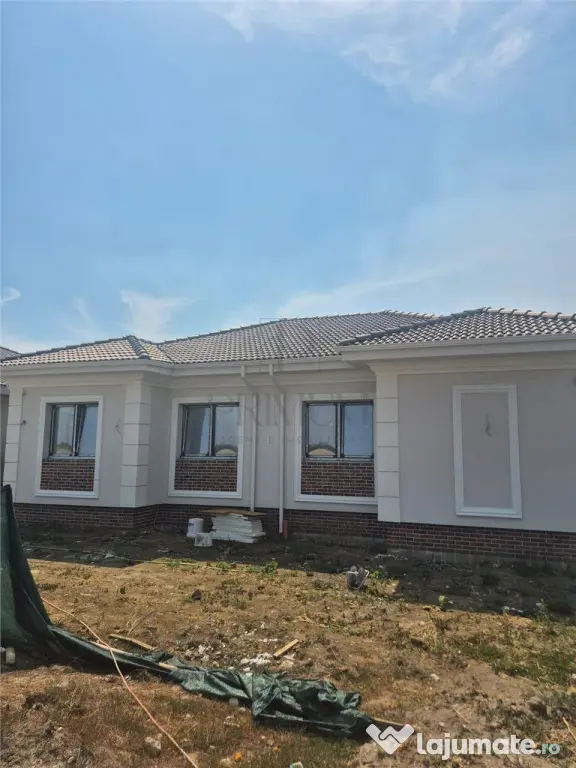 Duplex parter - 2 dormitoare - zona foarte buna