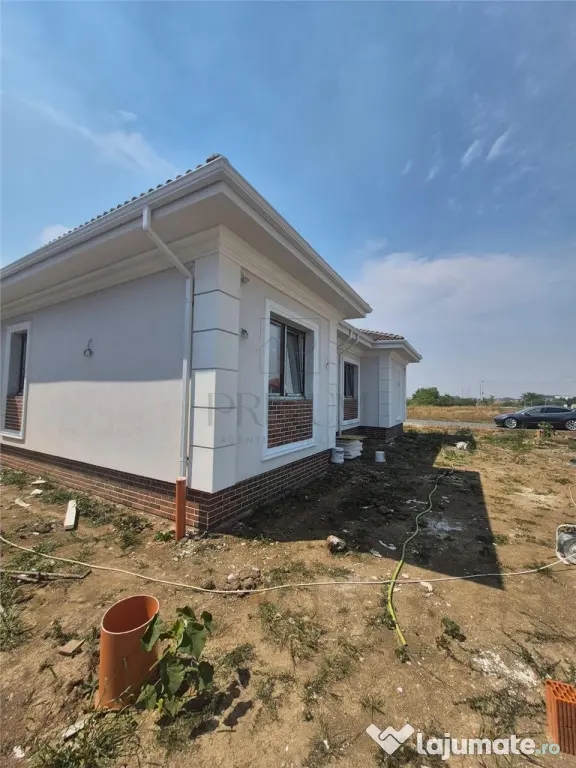 Duplex parter - 2 dormitoare - zona foarte buna