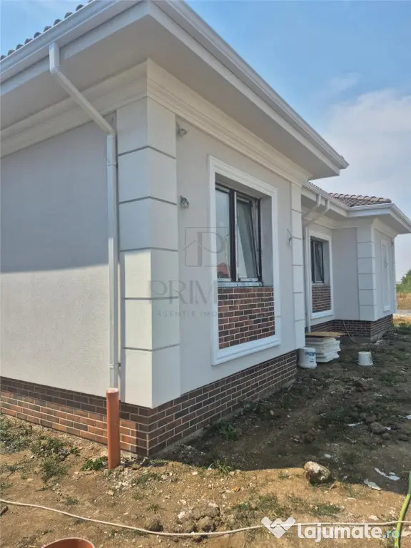 Duplex parter - 2 dormitoare - zona foarte buna