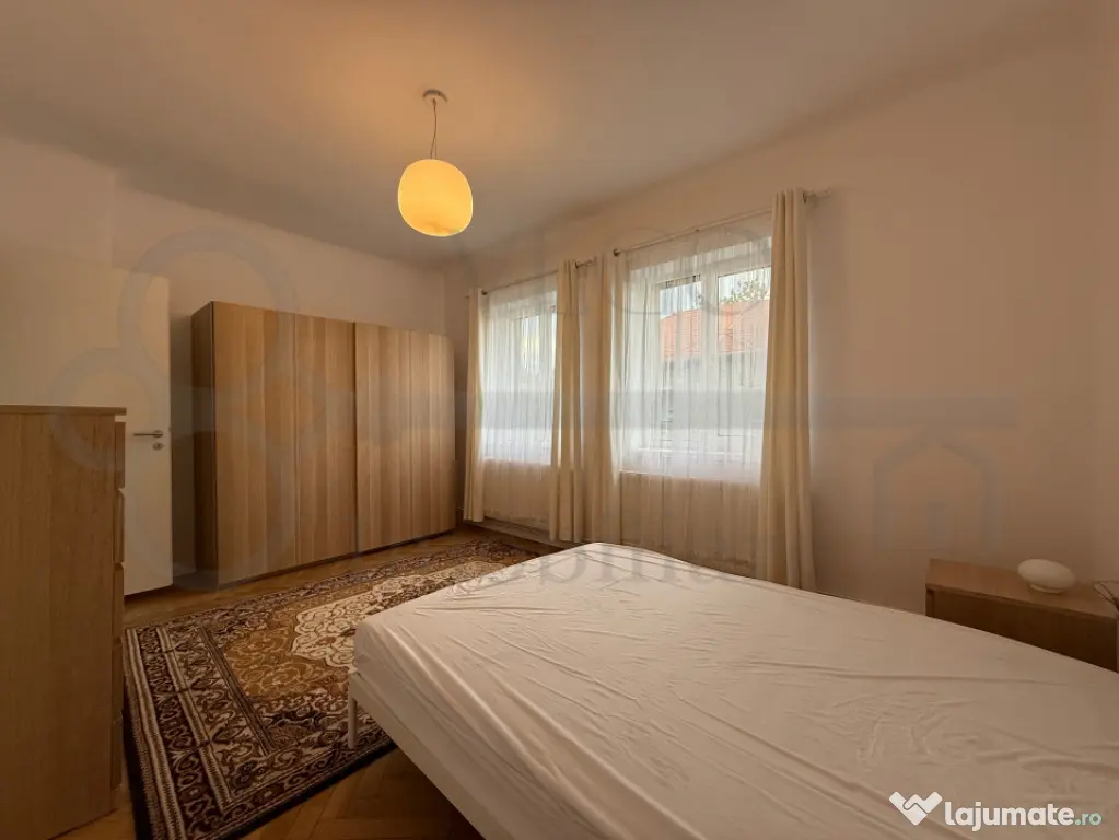 2 camere decomandate, opțional garaj, aproape de Pta Cipari