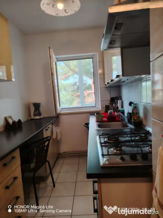Apartament 3 camere de închiriat Bartolomeu
