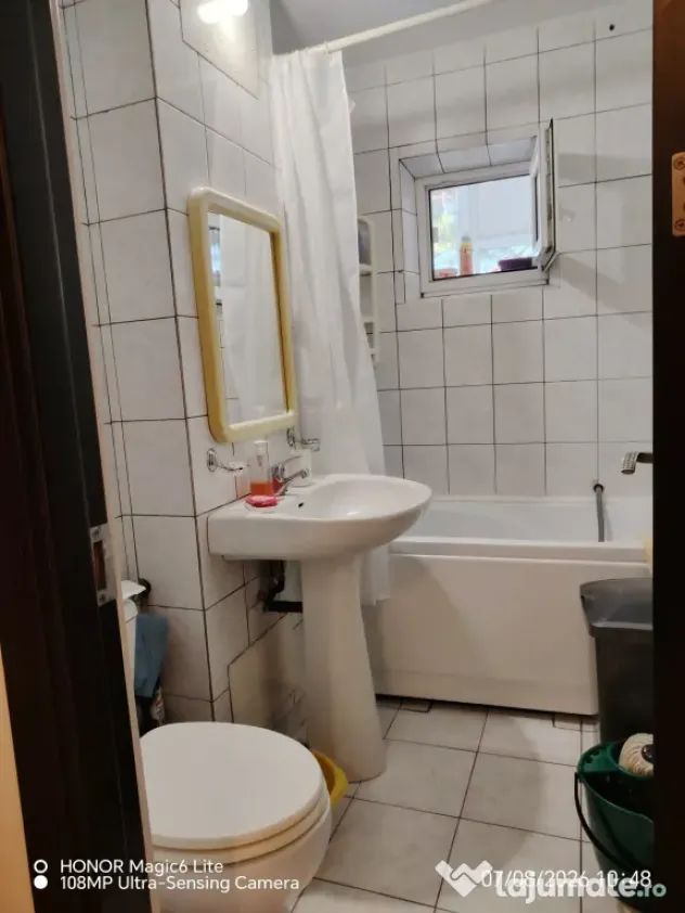 Apartament 3 camere de închiriat Bartolomeu