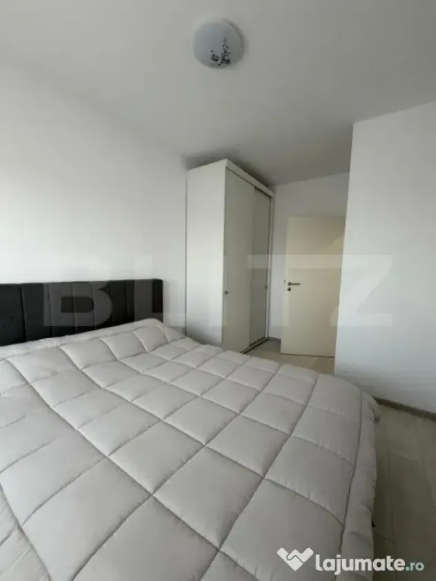 Apartament duplex 4 camere de închiriat — Tractorul-Cores