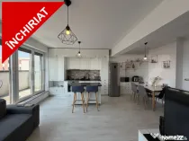 Penthouse de închiriat, zona Tractorul-Coresi