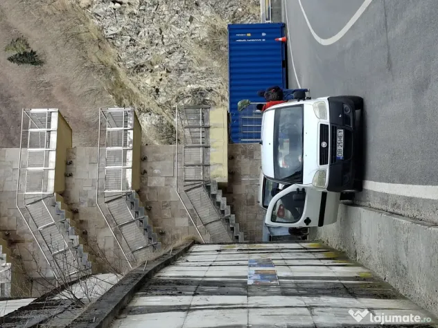 Fiat Doblo 1.4 benzină, 77 CP, Euro 4, 5 locuri în acte,ITP valabil