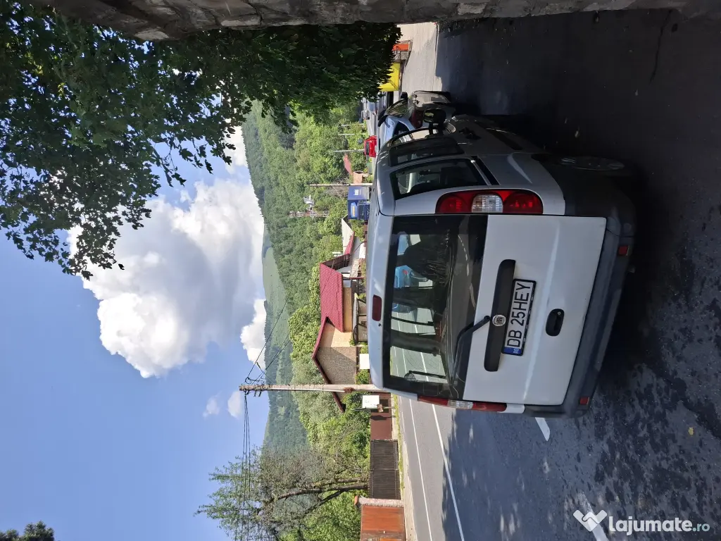 Fiat Doblo 1.4 benzină, 77 CP, Euro 4, 5 locuri în acte,ITP valabil