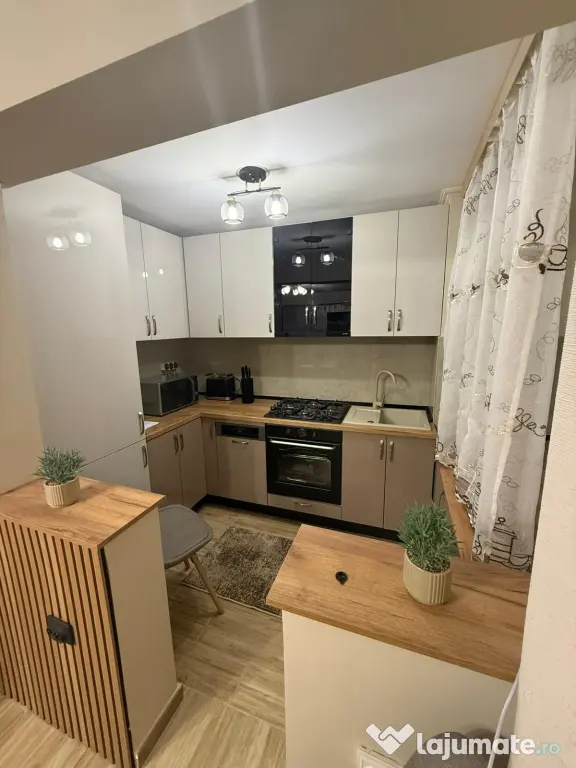 inchiriez apartament ultracentrall