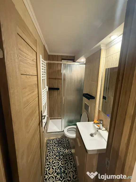 inchiriez apartament ultracentrall