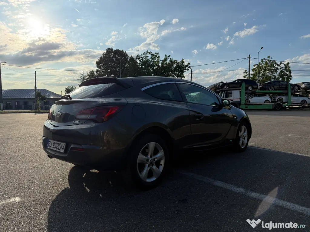 Opel Astra GTC, motor 1.6 turbo benzina si GPL, 180 cp