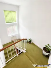 Casa individuala cu 5 camere, garaj, pivnita si curte propri 