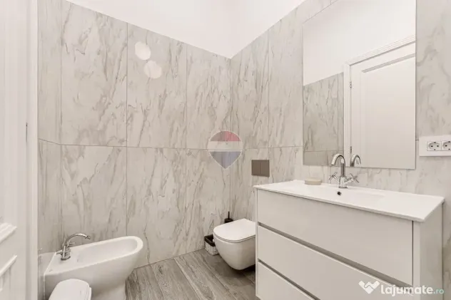 Apartament- Armonios-Spatios 3 camere- zona Ultracentral ... - Arad (Arad)