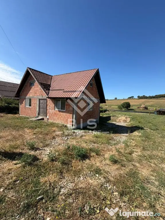 CASĂ DE VÂNZARE – STR. TÂRPIULUI, BISTRIȚA - Bistrita (Bistrita-Nasaud)