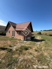 CASĂ DE VÂNZARE – STR. TÂRPIULUI, BISTRIȚA 