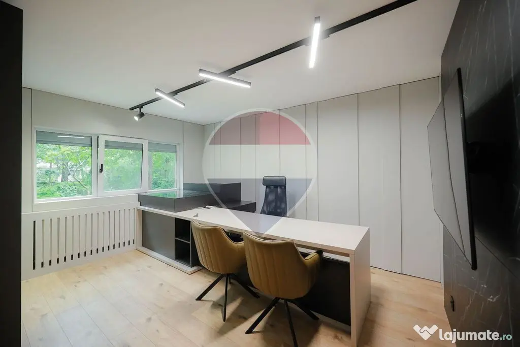 Birouri de închiriat zona Rogerius, Dotari Premium, Parter - Oradea (Bihor)