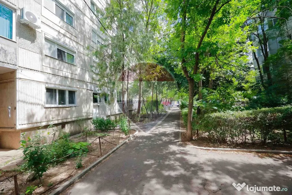 Birouri de închiriat zona Rogerius, Dotari Premium, Parter - Oradea (Bihor)