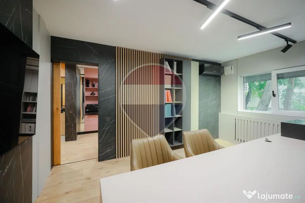 Birouri de închiriat zona Rogerius, Dotari Premium, Parter - Oradea (Bihor)